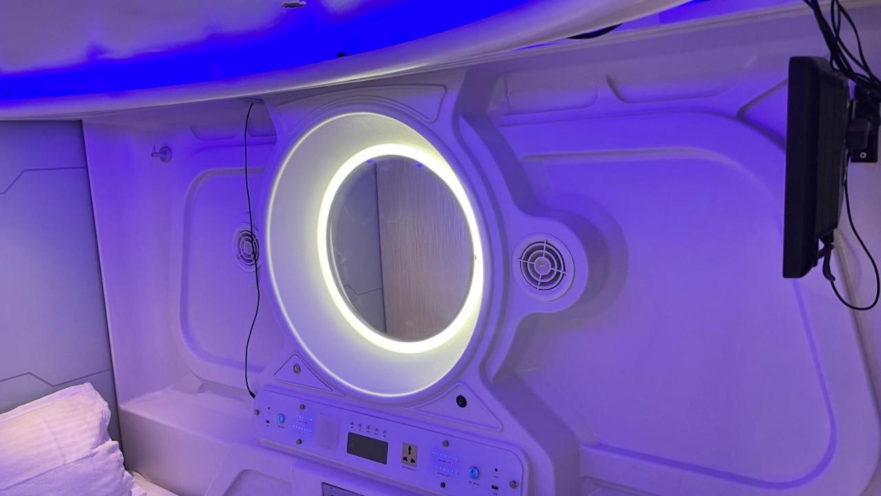 Hotel Astropods Bombay Esterno foto
